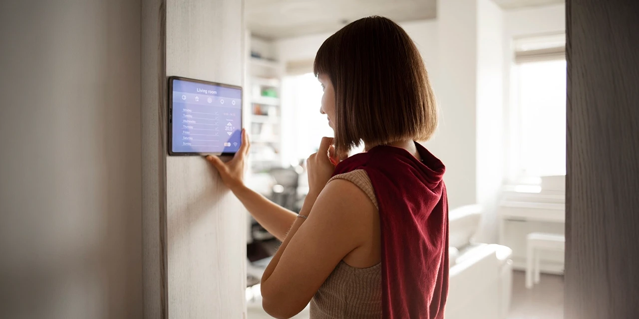 Future of AI in Hospitality: Smart Hotel Room Technology